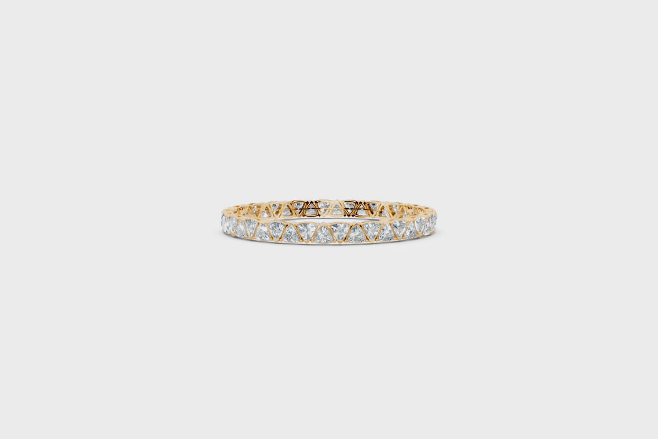 Sparkling V-Gallery Bracelet for Women with Trillion Cut Lab Grown Diamond